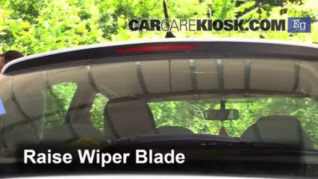 2004 Citroen C3 SX 1.4L 4 Cyl. Turbo Diesel Windshield Wiper Blade (Rear) Replace Wiper Blade